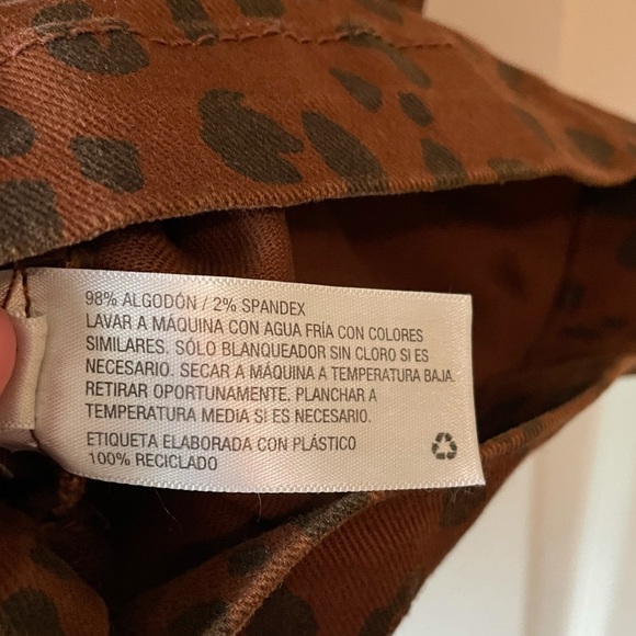 Universal Thread Cheetah Puffy Sleeve Denim Dress - Picture 6 of 8